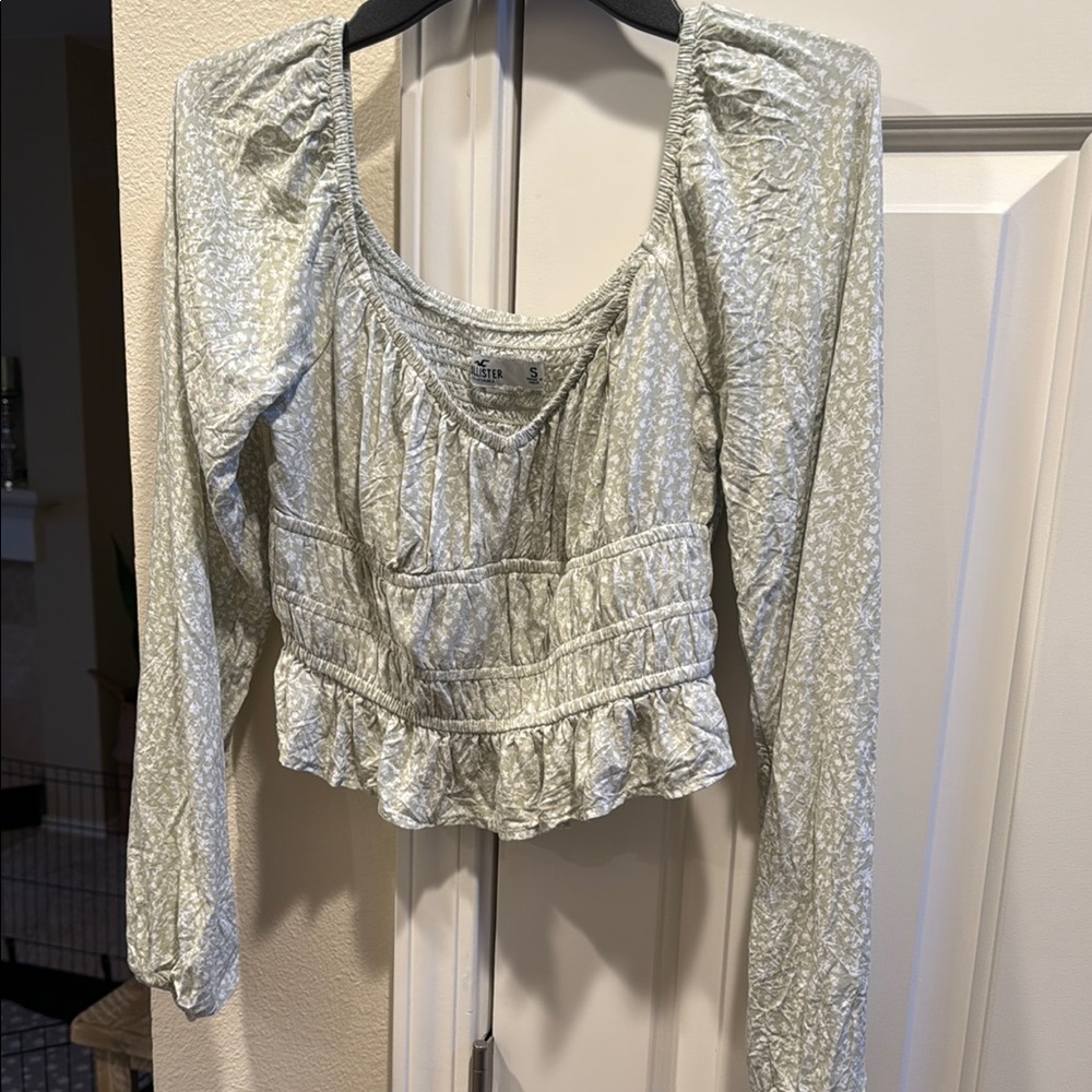 Women's Hollister Green Top